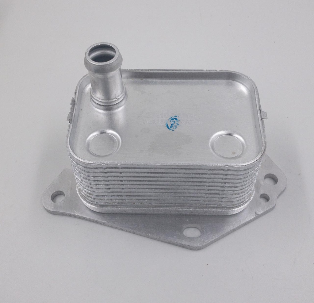 Enfriador de aceite para motor 264102A300 26410-2A300 Hyundai Kia 2010-2015